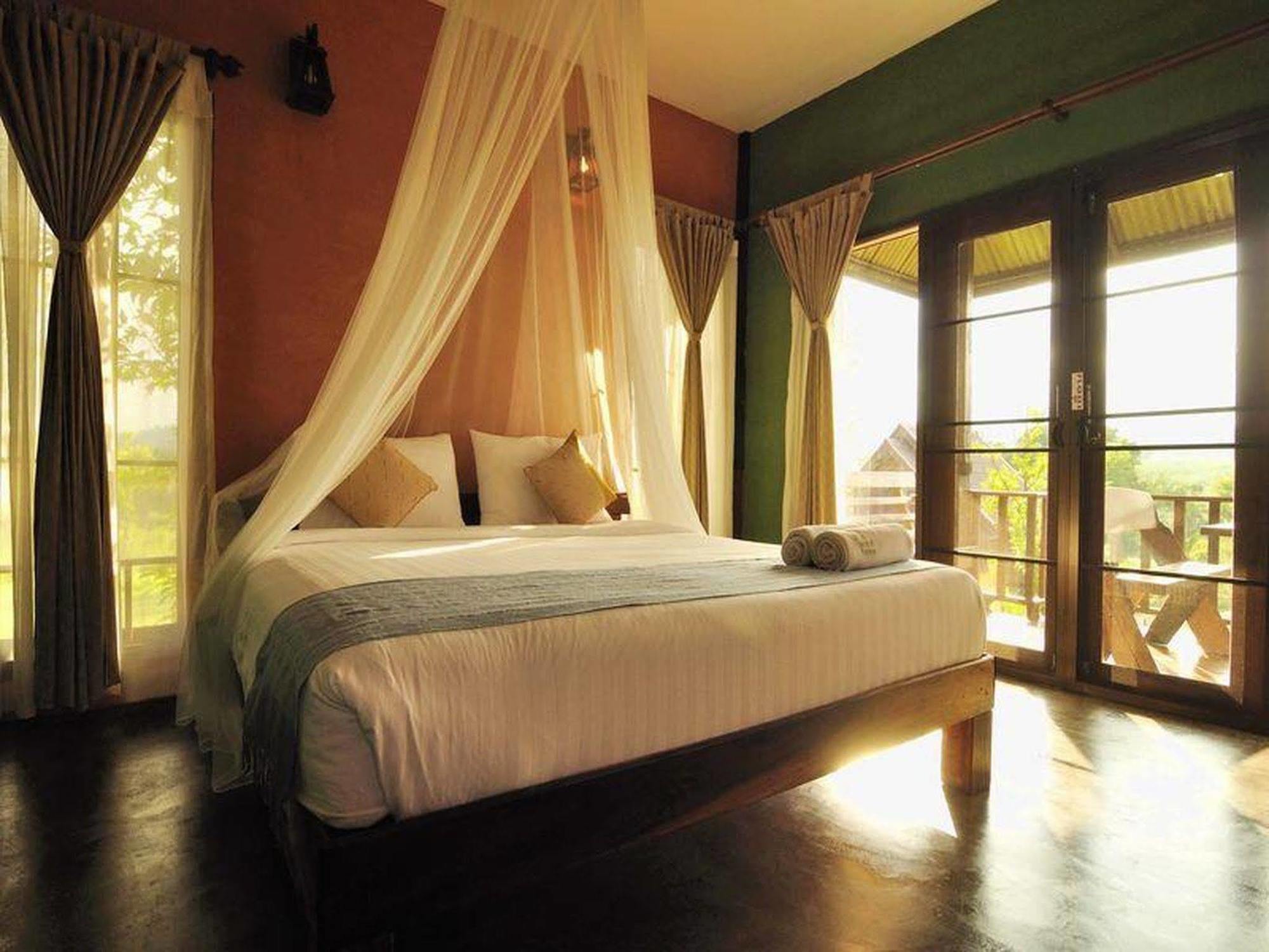 Bu-Ngasari Resort Wang Nam Khiao Exteriör bild